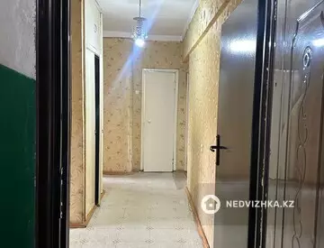 2-комнатная квартира, этаж 4 из 5, 56 м²