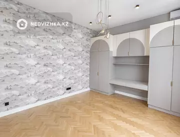 4-комнатная квартира, этаж 5 из 5, 285 м², миниатюра 7