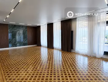 4-комнатная квартира, этаж 5 из 5, 285 м², миниатюра 10