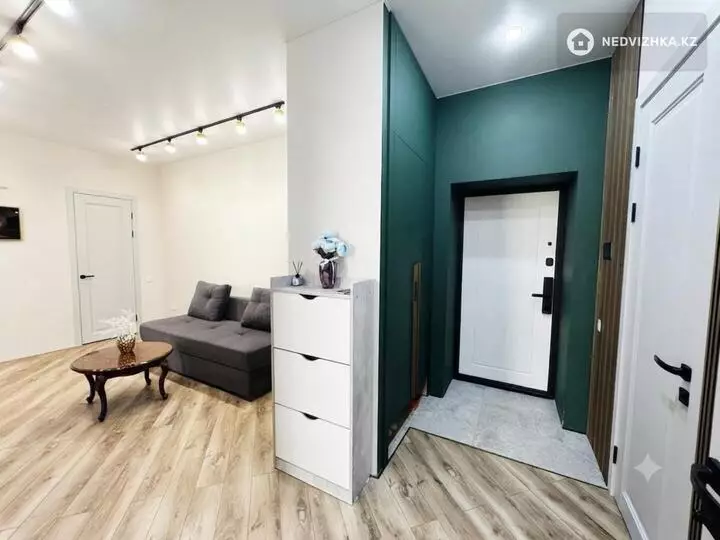 3-комнатная квартира, этаж 9 из 12, 60 м², фотография 3