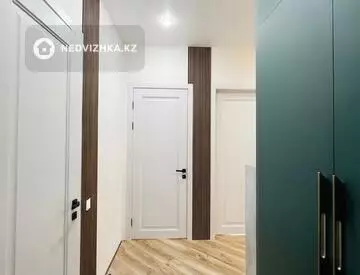 3-комнатная квартира, этаж 9 из 12, 60 м², миниатюра 5