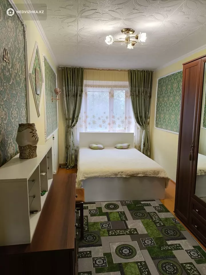 3-комнатная квартира, этаж 3 из 5, 60 м²