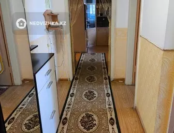 3-бөлмелі пәтер, қабат 3 барлық қабат саны 5, 60 м², 10-нобай