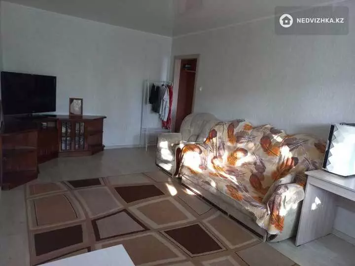 1-комнатная квартира, этаж 5 из 5, 31 м², фотография 2