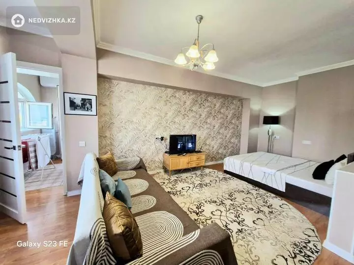 2-комнатная квартира, этаж 8 из 9, 50 м², фотография 4