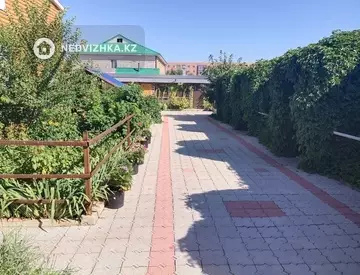 6-комнатный дом, 50 соток, 50 м², На длительный срок