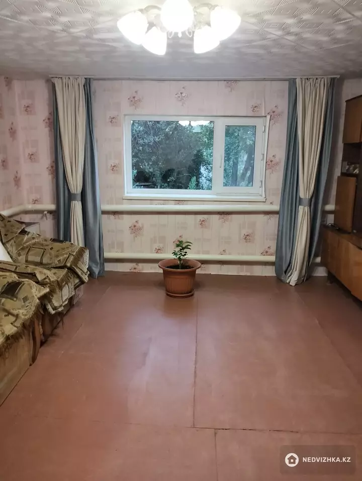 3-комнатная дача, 5 соток, 58 м², фотография 4