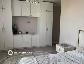 4-комнатная квартира, этаж 12 из 12, 104 м², миниатюра 10