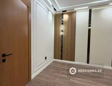 3-комнатная квартира, этаж 5 из 12, 79 м², миниатюра 11
