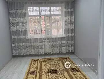 2-комнатная квартира, этаж 2 из 5, 70 м², На длительный срок