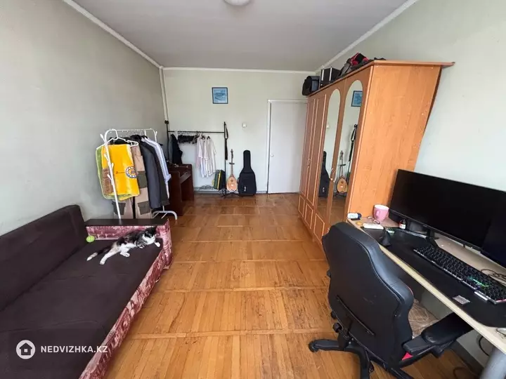 2-комнатная квартира, этаж 9 из 9, 46 м², фотография 4