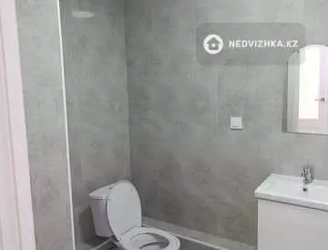 2-комнатная квартира, этаж 12 из 14, 52 м², миниатюра 10