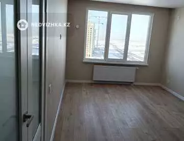 2-комнатная квартира, этаж 12 из 14, 52 м², миниатюра 7