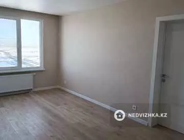 2-комнатная квартира, этаж 12 из 14, 52 м², миниатюра 4