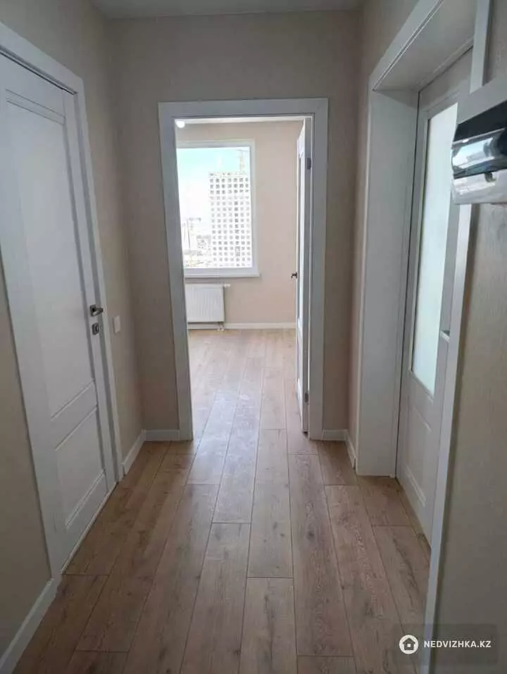 1-комнатная квартира, этаж 14 из 17, 34 м², фотография 3