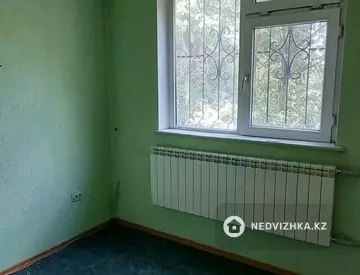 2-комнатная квартира, этаж 2 из 4, 60 м²