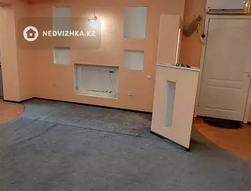 2-комнатная квартира, этаж 2 из 4, 60 м²