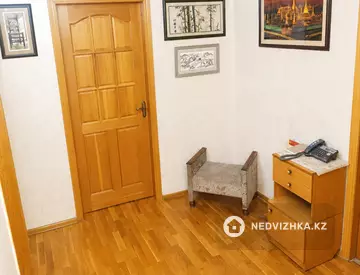 4-комнатная квартира, этаж 3 из 4, 73 м²