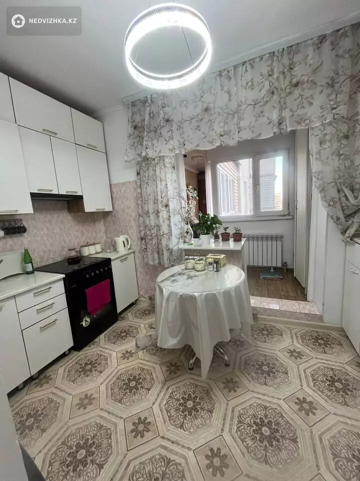 1-комнатная квартира, этаж 6 из 12, 35 м², фотография 5