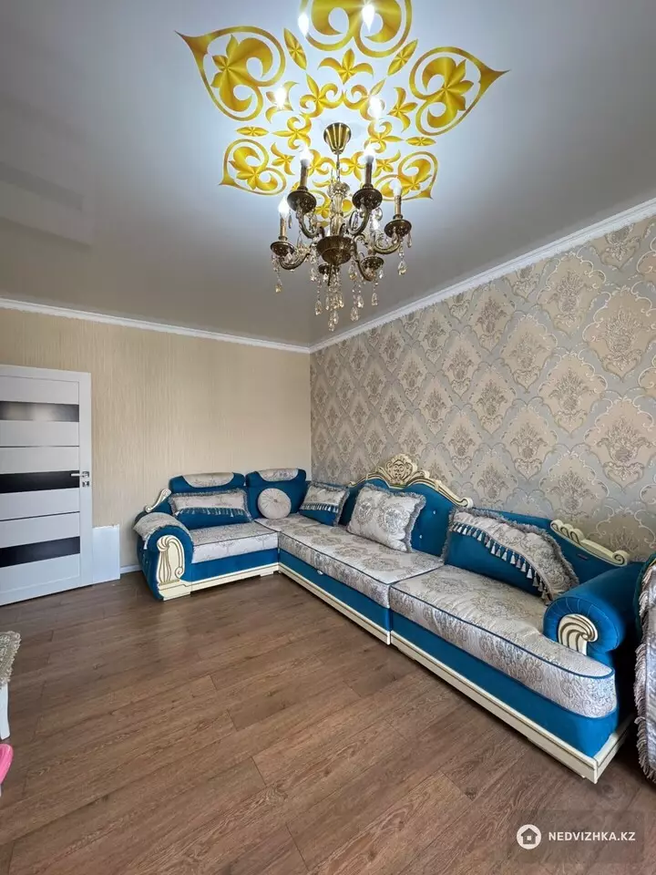 2-комнатная квартира, этаж 8 из 9, 70 м²
