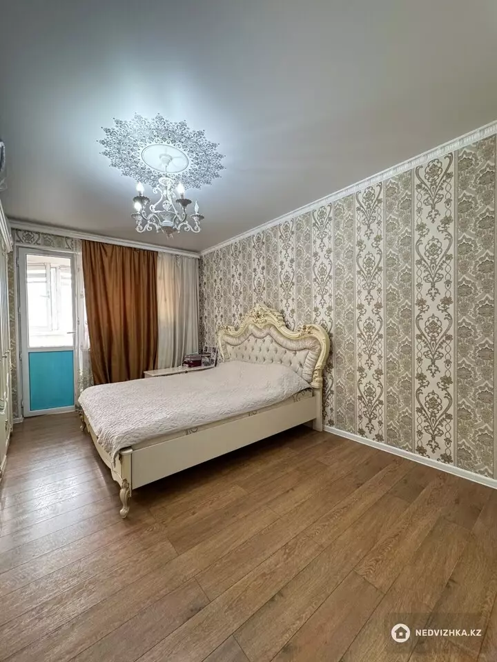 2-комнатная квартира, этаж 8 из 9, 70 м², фотография 4