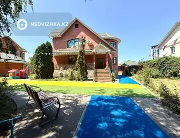 білім орталықтары, 360 м², 5-нобай