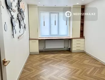 3-комнатная квартира, этаж 1 из 9, 97 м²