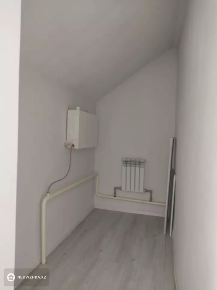 7-комнатная часть дома, 10 соток, 250 м², фотография 4