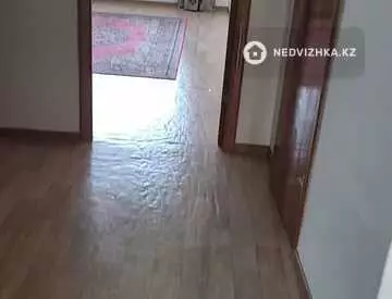 2-комнатная квартира, этаж 16 из 16, 62 м², миниатюра 1