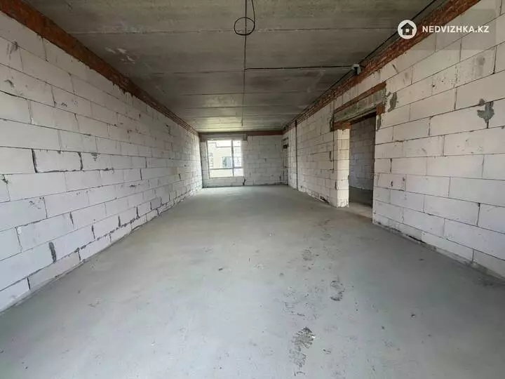 5-комнатная часть дома, 3 соток, 250 м², фотография 3