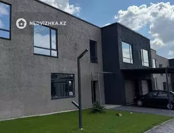 5-комнатная часть дома, 3 соток, 250 м²