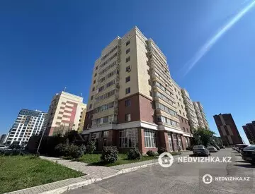 2-комнатная квартира, этаж 7 из 8, 62 м², миниатюра 2