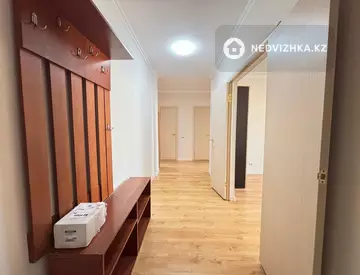 2-комнатная квартира, этаж 7 из 8, 62 м², миниатюра 8