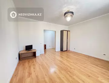 2-комнатная квартира, этаж 7 из 8, 62 м², миниатюра 10