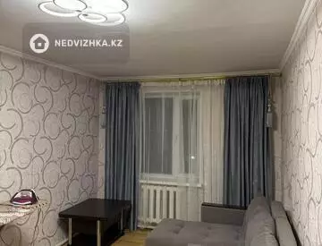 3-комнатная квартира, этаж 4 из 4, 61 м²