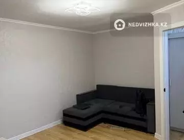 3-комнатная квартира, этаж 4 из 4, 61 м², миниатюра 9