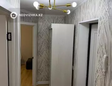 3-комнатная квартира, этаж 4 из 4, 61 м², миниатюра 11