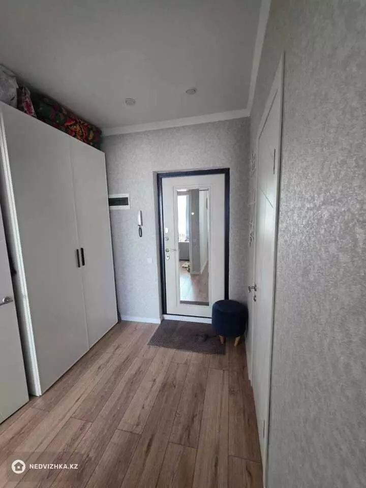 1-комнатная квартира, этаж 7 из 16, 32 м², фотография 3