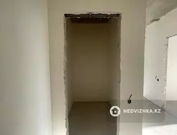 3-бөлмелі пәтер, қабат 13 барлық қабат саны 22, 83 м², 6-нобай