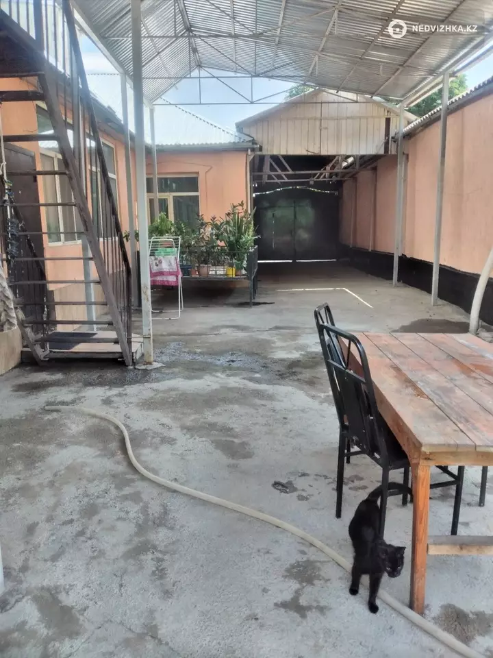 7-бөлмелі үй, 7.5 соттық, 100 м²