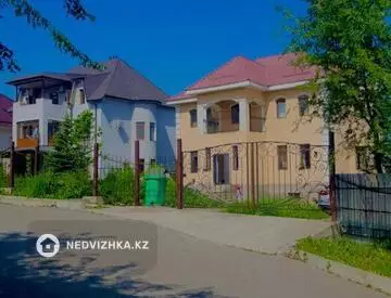 6-комнатный дом, 10 соток, 414 м²
