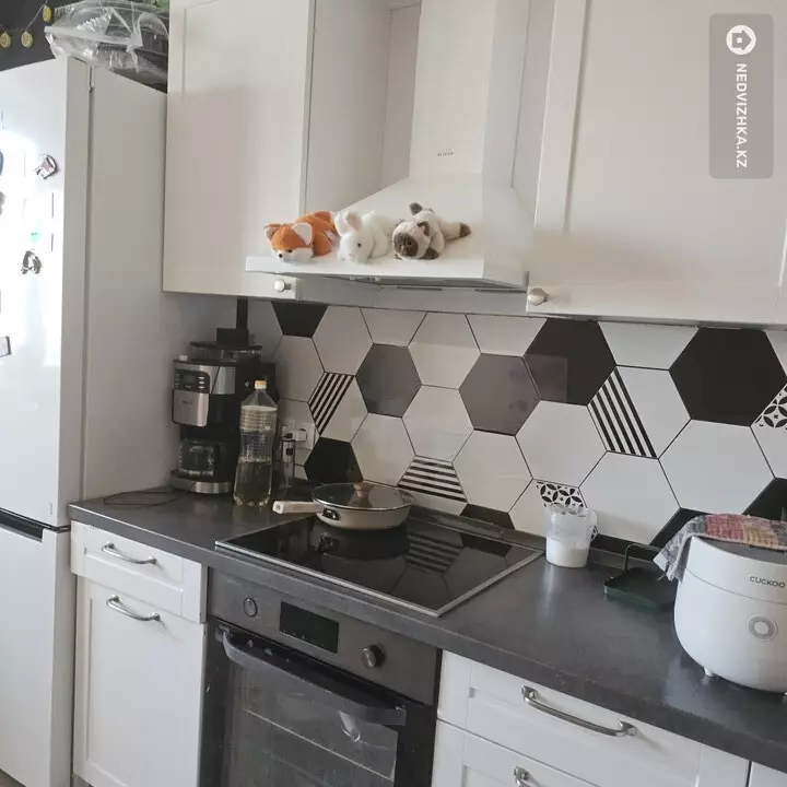 1-комнатная квартира, этаж 4 из 9, 58 м², фотография 3