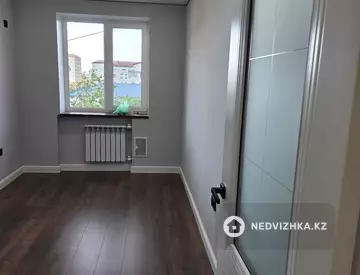 3-комнатная квартира, этаж 5 из 5, 63 м², миниатюра 9