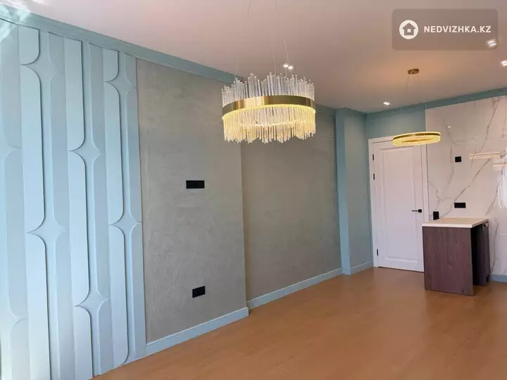 2-комнатная квартира, этаж 14 из 15, 52 м²