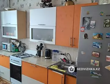 2-комнатная квартира, этаж 3 из 6, 57 м²