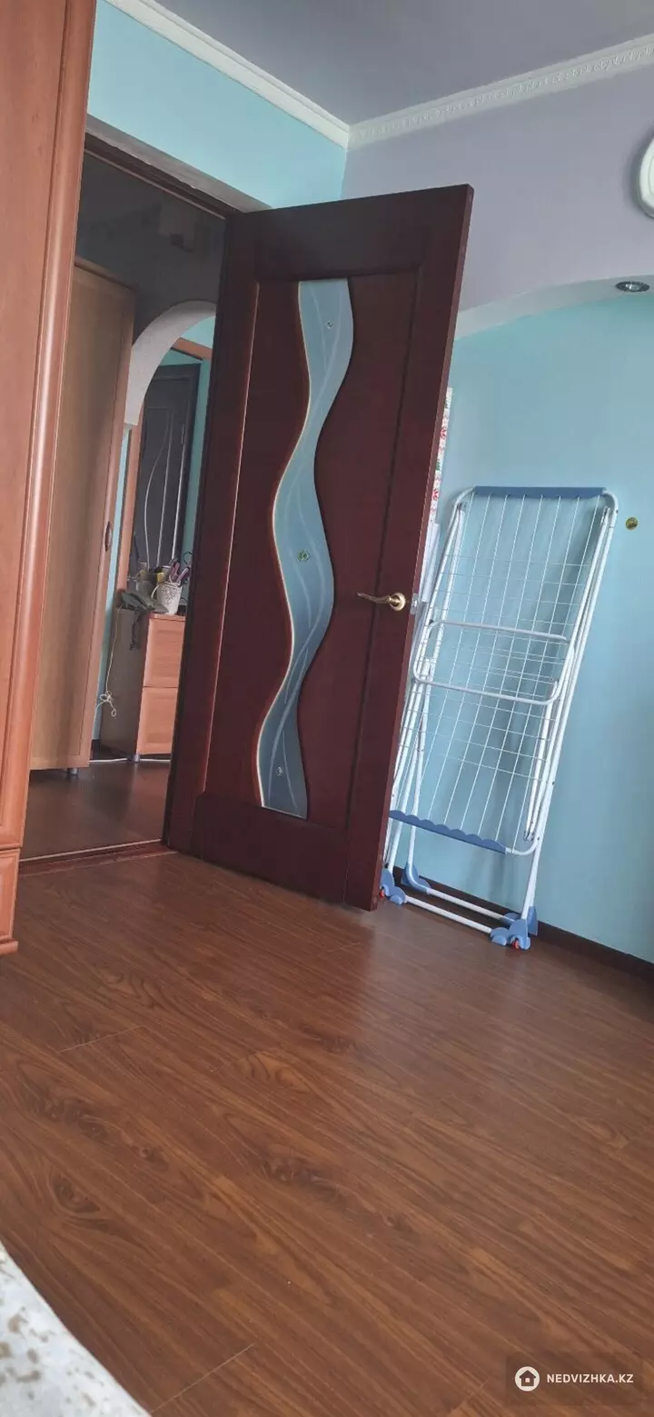 2-комнатная квартира, этаж 4 из 5, 48 м², фотография 4