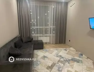 3-комнатная квартира, этаж 12 из 12, 86 м², миниатюра 1