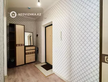 1-комнатная квартира, этаж 2 из 9, 38 м², На длительный срок, миниатюра 9