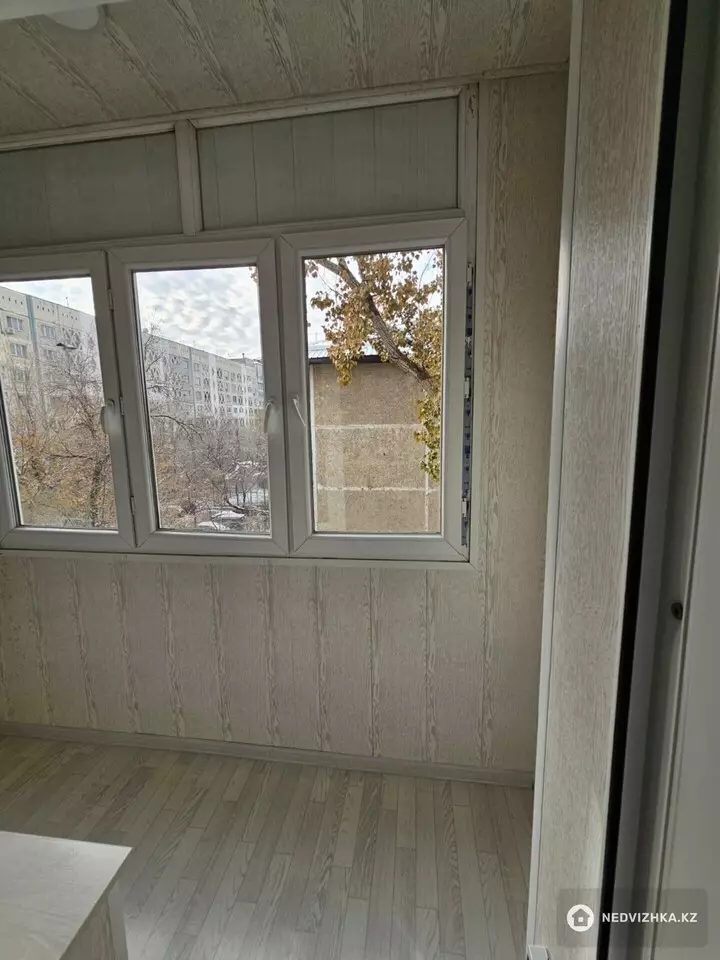 2-комнатная квартира, этаж 4 из 5, 60 м², фотография 2