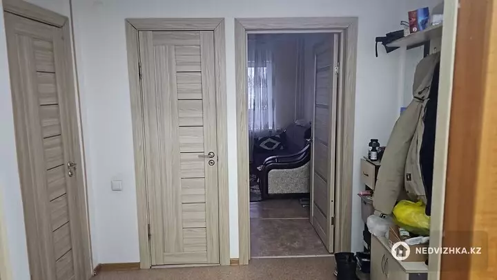 2-комнатная квартира, этаж 4 из 5, 60 м², фотография 3